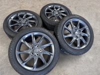 17 inch originele velgen + winterbanden Toyota Auris - Corolla PZ406 E067F set B