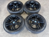 18 inch originele velgen + winterbanden BMW 3 4 serie F30 F36 style 400 M zwart