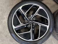 20 inch originele RS velgen + zomerbanden Audi E-Tron GT RS 4J3601025F 4J3601025H