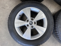 16 inch originele velgen + winterbanden Skoda Octavia ||| 5E0601025BE