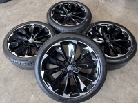 19 inch originele Supernova velgen + zomerbanden Skoda Superb 3V0601025S