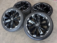 19 inch originele Supernova velgen + zomerbanden Skoda Superb 3V0601025S
