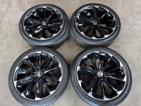 19 inch originele Supernova velgen + zomerbanden Skoda Superb 3V0601025S