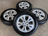 16 inch originele velgen + winterbanden Toyota Yaris Cross PW457 0D006