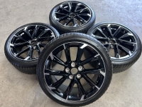 18 inch originele velgen + Bridgestone zomerbanden Toyota Auris | Corolla