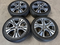 17 inch originele velgen + zomerbanden Toyota Auris - Corolla PZ49M-X0670-Z
