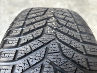 17 inch originele velgen + winterbanden Lexus CT 200 H PZ406-Z0670 S17