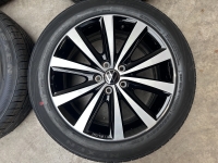 16  inch originele velgen + zomerbanden Volkswagen Polo 6R0601025N zwart