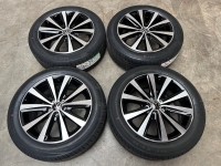 16  inch originele velgen + zomerbanden Volkswagen Polo 6R0601025N zwart