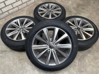 16  inch originele velgen + zomerbanden Volkswagen Polo 6R0601025N antraciet