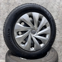 15 inch velgen + wieldoppen + winterbanden VW Polo