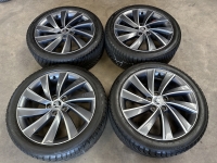 18 inch originele velgen + winterbanden Skoda Octavia RS 5E0601025AS