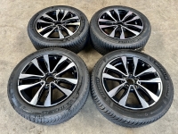 17 inch originele velgen + winterbanden Mercedes C klasse W206 A2064016000 - A2064016100 (3)