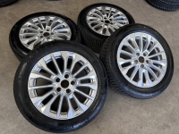 17 inch originele velgen + vierseizoenenbanden Fiat 500X 735690920