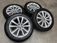 17 inch originele Merano velgen + winterbanden Volkswagen Passat 2GA601025M set C
