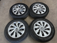 15 inch velgen + wieldoppen + zomerbanden VW Polo