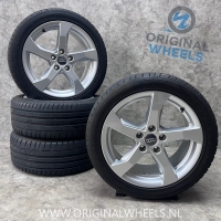 17 inch originele velgen + zomerbanden Audi A3 8V0601025CT