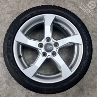 17 inch originele velgen + zomerbanden Audi A3 8V0601025CT