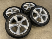 19 inch originele velgen + winterbanden Audi Q3 235 50 19 83A601025N (5)
