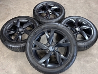 17  inch originele  velgen + winterbanden Skoda Octavia 5E3601025AC antraciet