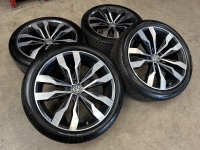 20 inch originele Suzuka velgen + all season banden VW Tiguan 5NA601025G
