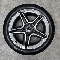 18 inch originele AMG velgen + zomerbanden Mercedes A B klasse CLA antraciet A1774011500 set 1