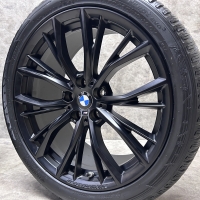 19 inch originele velgen + winterbanden BMW 5 serie G30 G31 style 786 M 6885455 6885456