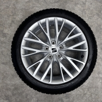 17 inch originele velgen + winterbanden Seat Leon 5FA601025B set 2