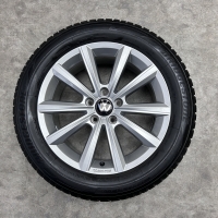 17 inch originele Merano velgen + winterbanden Volkswagen Passat 2GA601025M set D