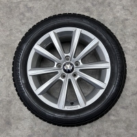 17 inch originele Merano velgen + winterbanden Volkswagen Passat 2GA601025M set D