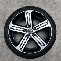 18 inch originele Cadiz velgen + zomerbanden VW Golf 7 5G0 601 025 AG FZZ