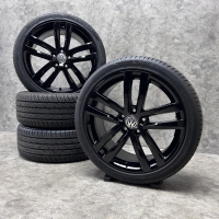 18 inch originele Salvador velgen + zomerbanden Volkswagen Golf 5G0601025AF zwart