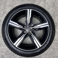18  inch originele Ixion velgen + all season banden Volvo V60 31445302