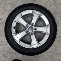 17 inch originele velgen + winterbanden Audi Q2 81A071497A set 3