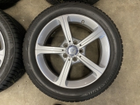 17 inch originele velgen + Bridgestone winterbanden Mercedes A, B klasse CLA  A1774011200 set 2