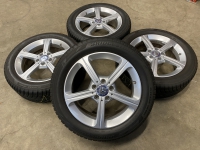 17 inch originele velgen + Bridgestone winterbanden Mercedes A, B klasse CLA  A1774011200 set 2