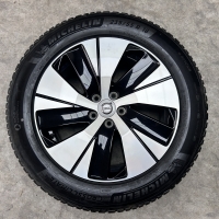 18 inch originele velgen + all season banden Volvo XC40 31680403