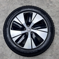 18 inch originele velgen + vierseizoenenbanden Volvo XC40 31680403