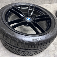 19 inch originele velgen + winterbanden BMW M3 M4 style 641 M 2284907 2284908 zwart