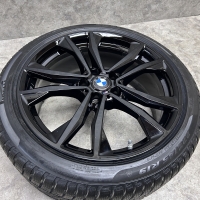 19 inch originele M velgen + winterbanden BMW X1 F48 X2 F39 style 715 M 8008616 zwart