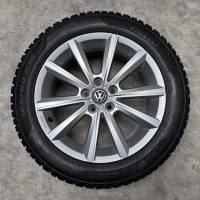 16 inch originele Merano velgen + winterbanden Volkswagen Polo 2G0601025AF set 4