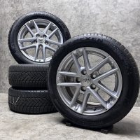 16 inch originele velgen + winterbanden Toyota Auris 42611-YY500