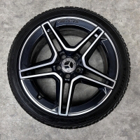 18 inch originele AMG velgen + winterbanden Mercedes A35 AMG A1774014000