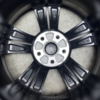 18 inch velgen + winterbanden Skoda Superb 57A601025M