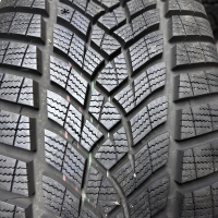 18 inch velgen + winterbanden Skoda Superb 57A601025M