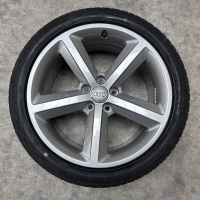 18 inch originele velgen + zomerbanden Audi A5 S line 8T0601025M