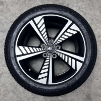 17 inch velgen + zomerbanden MG ZS EV 10483582