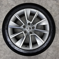 18 inch velgen + zomerbanden Skoda Karoq 57A601025D8Z8