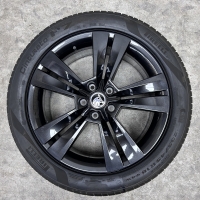 18 inch velgen + zomerbanden Skoda Superb 57A601025M