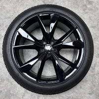 zwarte 20 inch originele Misano velgen + zomerbanden Volkswagen Tiguan 5NA601025AH